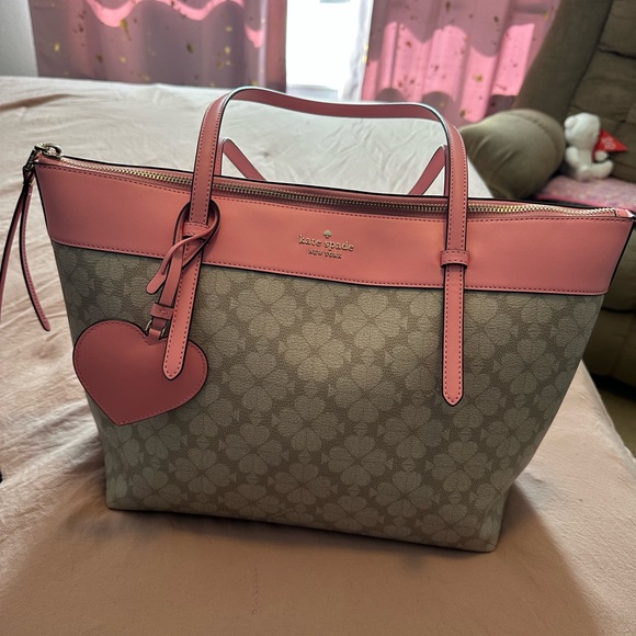 kate spade Handbags - All Day Kate Spade Flower Tote Bag with Charm